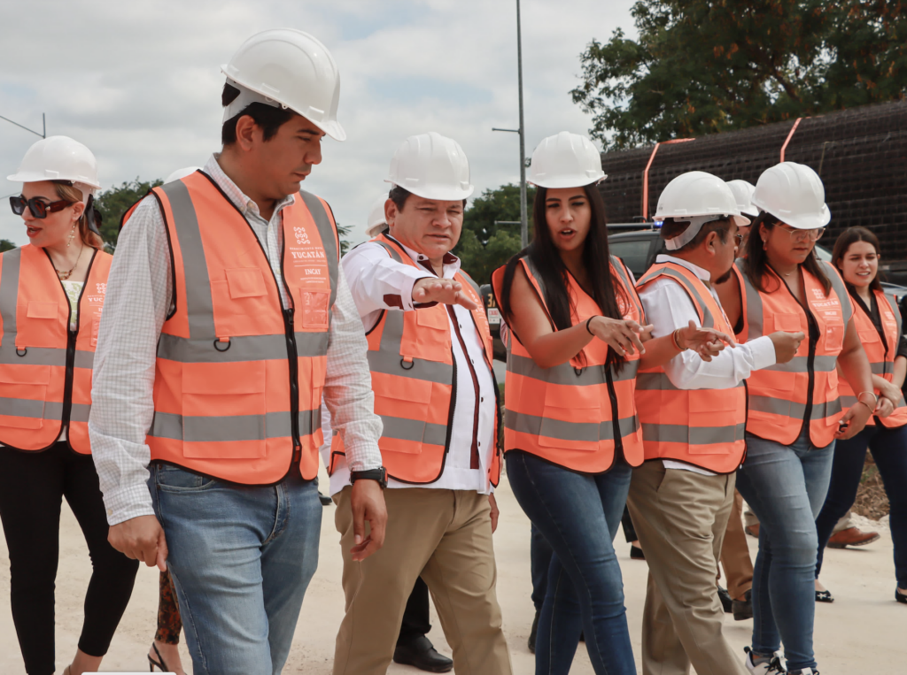 Joaquín Díaz Mena construye un Yucatán más conectado y moderno